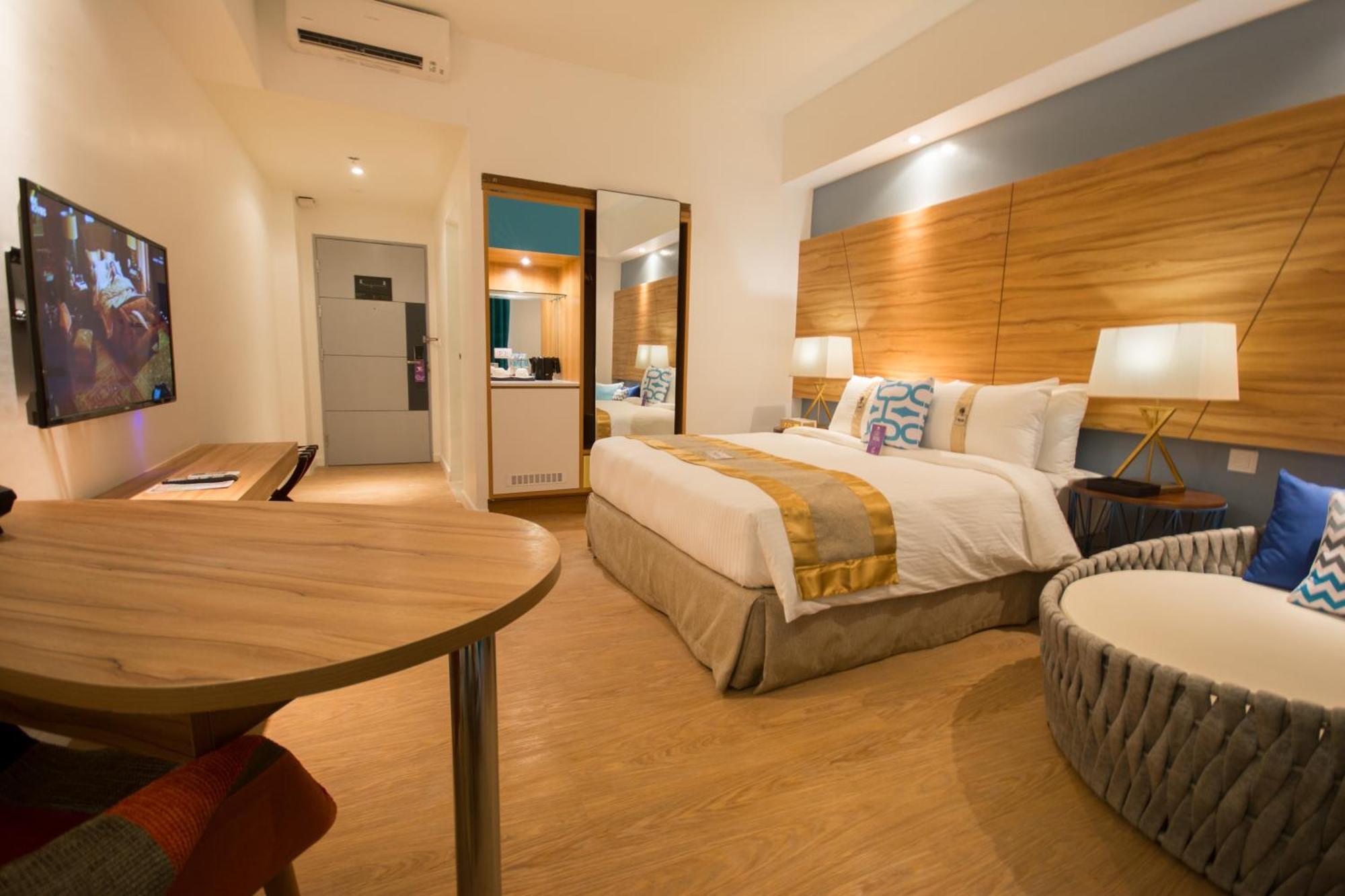 Ferra Hotel And Garden Suites Balabag  Eksteriør billede