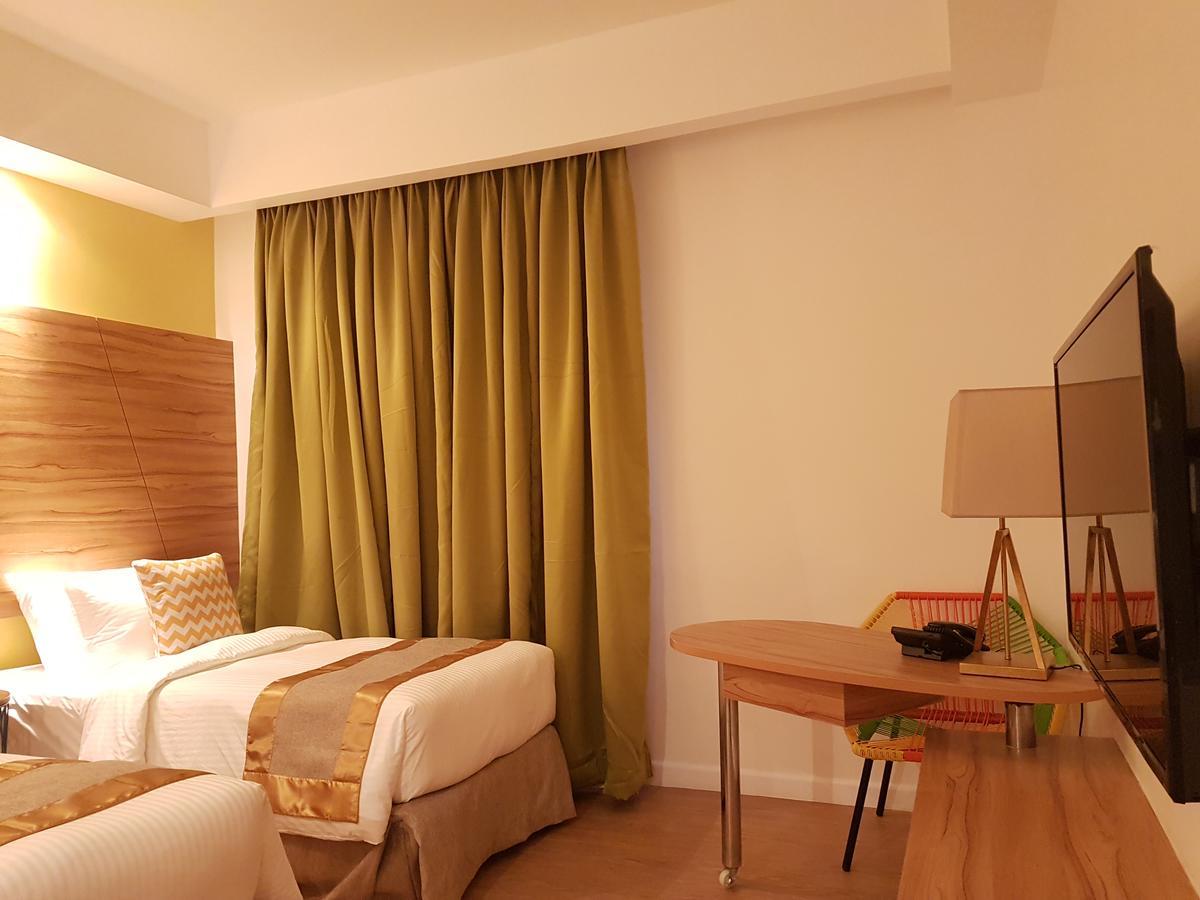 Ferra Hotel And Garden Suites Balabag  Eksteriør billede