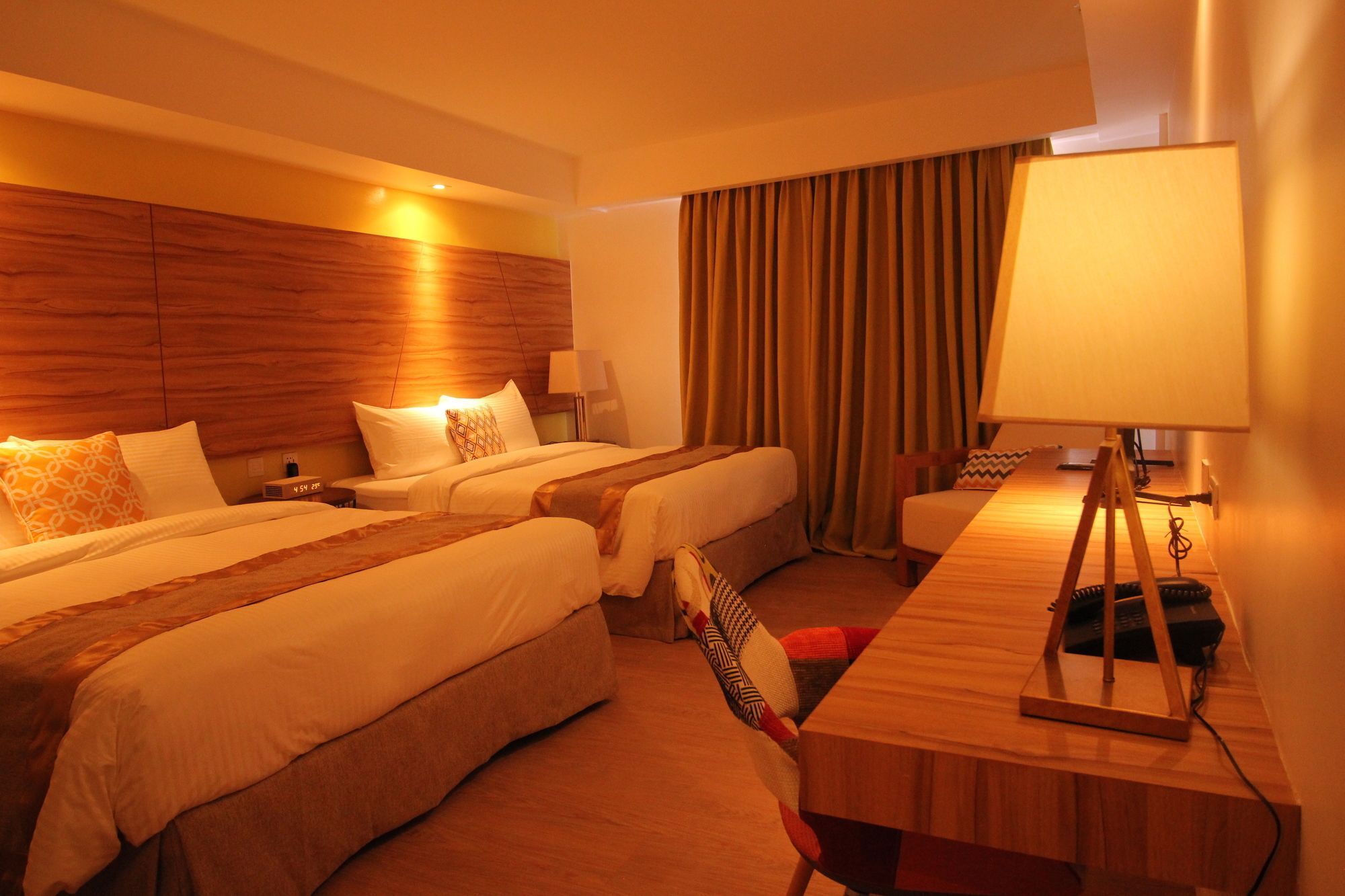 Ferra Hotel And Garden Suites Balabag  Eksteriør billede